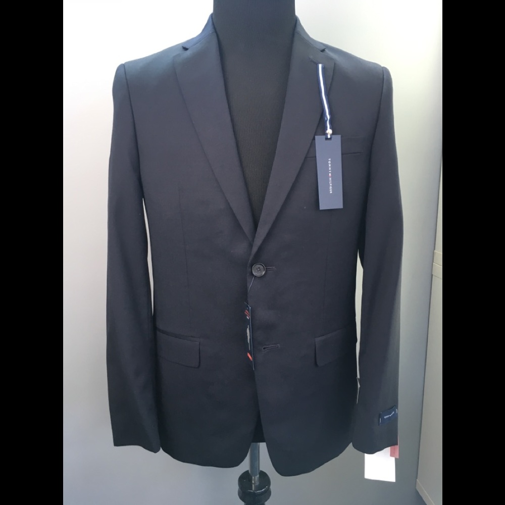 TOMMY HILFIGER NAVY 100%WOOL SUIT BNWT